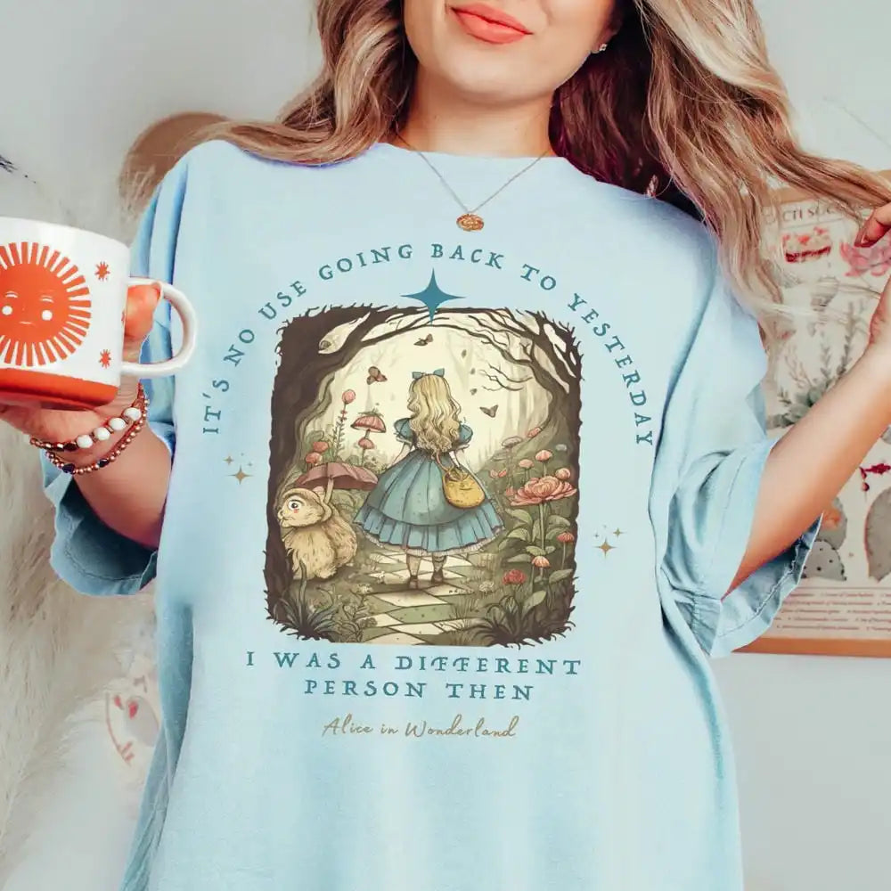 Vintage Alice in Wonderland  T Shirt – Literary Aesthetic Unisex Tee