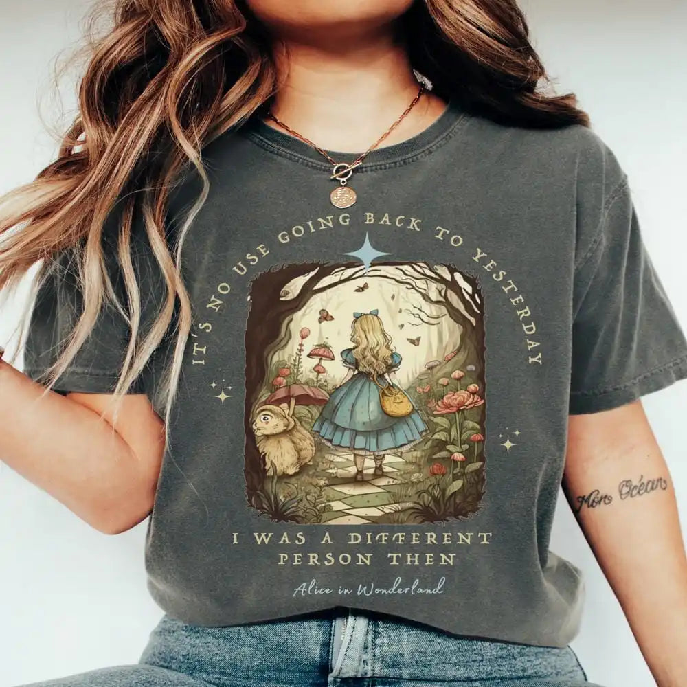 Vintage Alice in Wonderland  T Shirt – Literary Aesthetic Unisex Tee