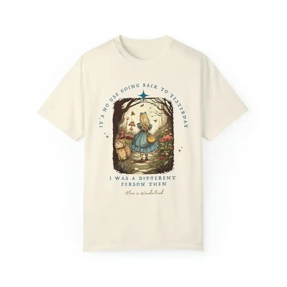 Vintage Alice in Wonderland  T Shirt – Literary Aesthetic Unisex Tee