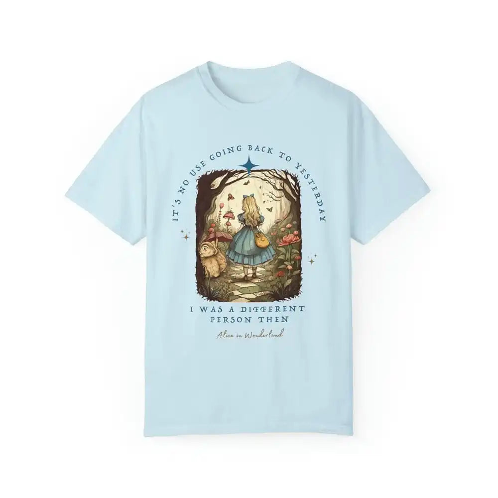 Vintage Alice in Wonderland  T Shirt – Literary Aesthetic Unisex Tee